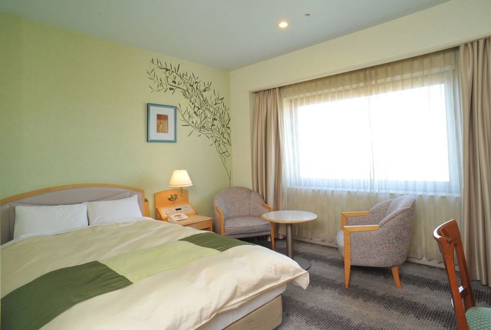 Rihga Royal Hotel Niihama Екстериор снимка